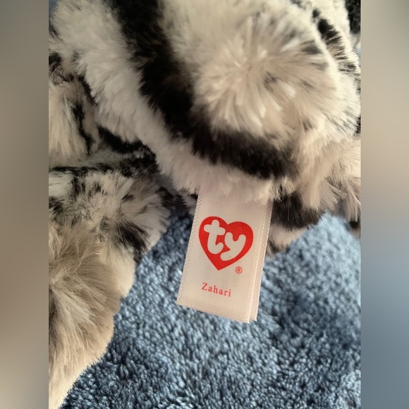 Ty Cuddlys Zahari the Zebra Soft Rare Black White Blue Eyes. - Picture 5 of 5